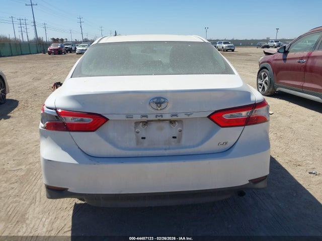 4T1B11HK7JU073146 Toyota CAMRY LE