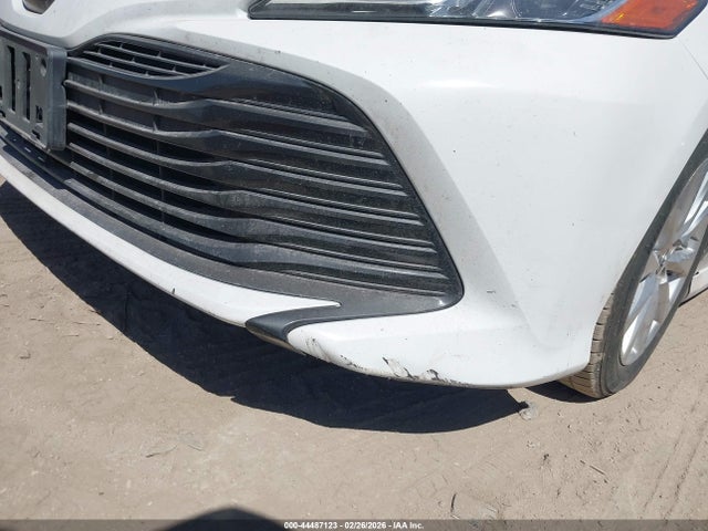 4T1B11HK7JU073146 Toyota CAMRY LE