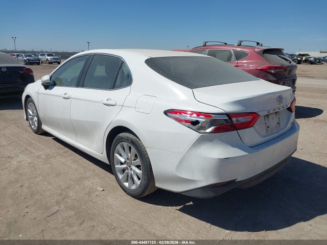 4T1B11HK7JU073146 Toyota CAMRY LE