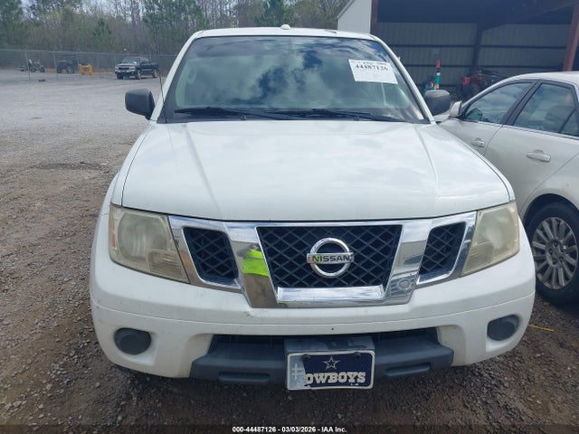 1N6AD0ER9FN740106 Nissan Frontier Desert Runner/s/sl/sv