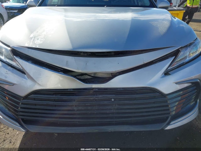 4T1C11AK7MU443000 Toyota CAMRY LE