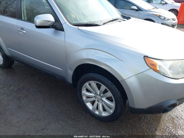 44487141 :رقم المزاد ، JF2SHADC1DH440667 vin ، 2013 Subaru Forester 2.5x Premium مزاد بيع