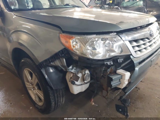 44487166 :رقم المزاد ، JF2SHABC9BH704301 vin ، 2011 Subaru Forester 2.5x مزاد بيع