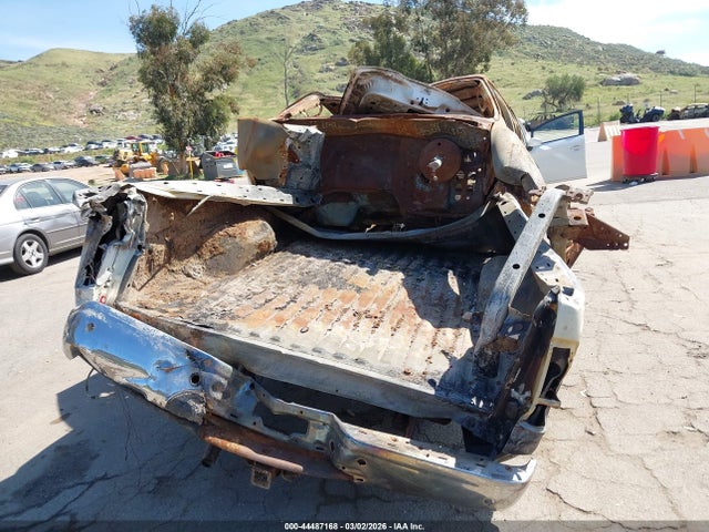Продажа на аукционе авто 2004 Ford F-250, vin: 1FTNW21S74EC51848, номер лота: 44487168