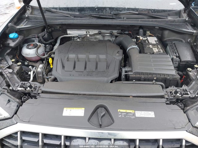 2024 Audi Q3 Premium 45 Tfsi S Line Quattro Tiptronic მანქანა იყიდება აუქციონზე, vin: WA1DECF39R1026099, აუქციონის ნომერი: 44487182