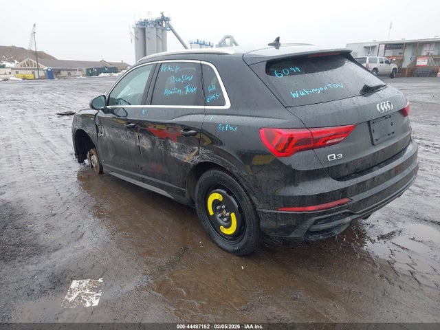 2024 Audi Q3 Premium 45 Tfsi S Line Quattro Tiptronic მანქანა იყიდება აუქციონზე, vin: WA1DECF39R1026099, აუქციონის ნომერი: 44487182