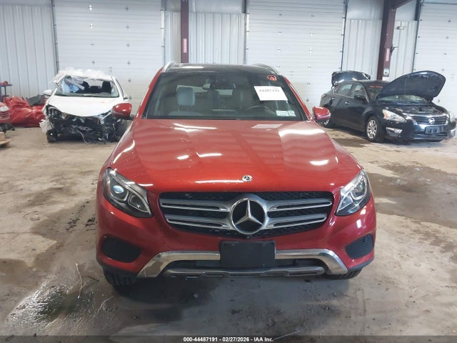2018 Mercedes-benz Glc 300 4matic მანქანა იყიდება აუქციონზე, vin: WDC0G4KB0JV092033, აუქციონის ნომერი: 44487191