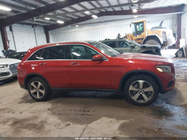 2018 Mercedes-benz Glc 300 4matic მანქანა იყიდება აუქციონზე, vin: WDC0G4KB0JV092033, აუქციონის ნომერი: 44487191