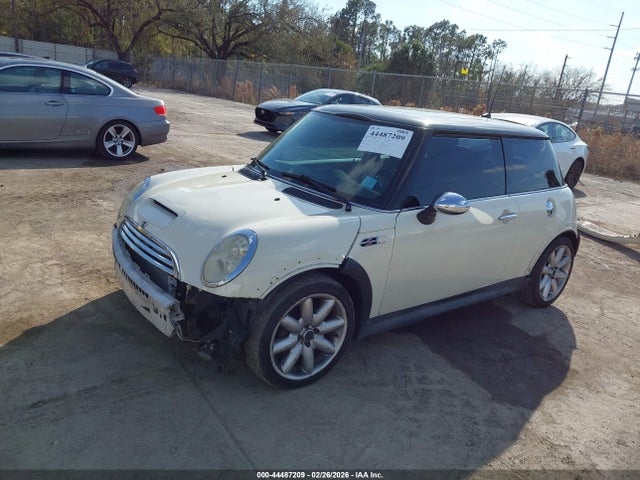 2006 MINI COOPER S WMWRE33566TJ39961 Photo 1