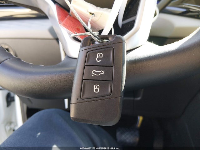 Продаж на аукціоні авто 2024 Volkswagen Taos 1.5t S, vin: 3VV5X7B29RM105494, номер лоту: 44487272