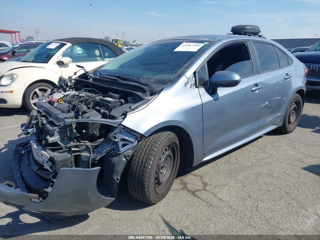 Toyota COROLLA LE 2022 5YFEPMAE4NP331650 Image 2