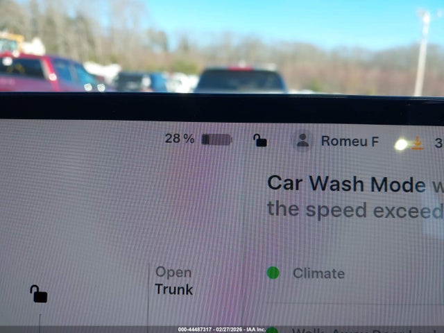 7SAYGDEE0TF374031 Tesla Model Y Long Range Launch Series/premium All-wheel Drive