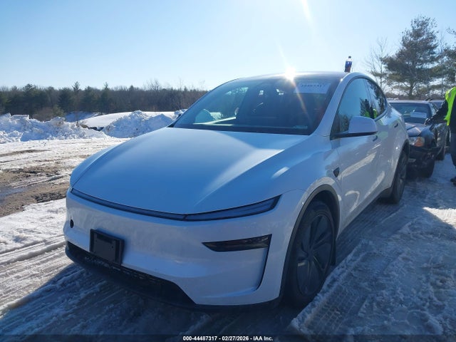7SAYGDEE0TF374031 Tesla Model Y Long Range Launch Series/premium All-wheel Drive