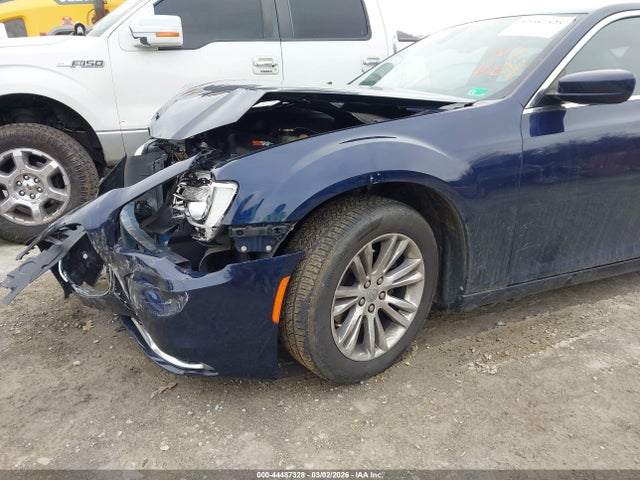 Продаж на аукціоні авто 2017 Chrysler 300 Limited, vin: 2C3CCAAG8HH516396, номер лоту: 44487328