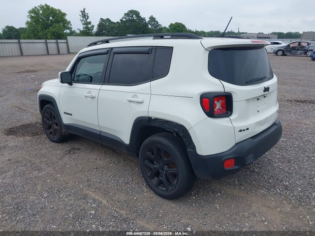 2017 Jeep Renegade Altitude 4x4 მანქანა იყიდება აუქციონზე, vin: ZACCJBBB4HPE69568, აუქციონის ნომერი: 44487338