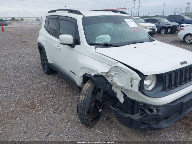 2017 Jeep Renegade Altitude 4x4 მანქანა იყიდება აუქციონზე, vin: ZACCJBBB4HPE69568, აუქციონის ნომერი: 44487338