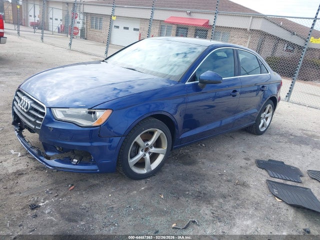 2015 AUDI A3 WAUBFGFF2F1089694 Photo 1