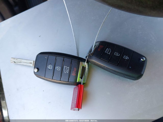 KIA SOUL + 2016 KNDJP3A54G7329359 Image 11