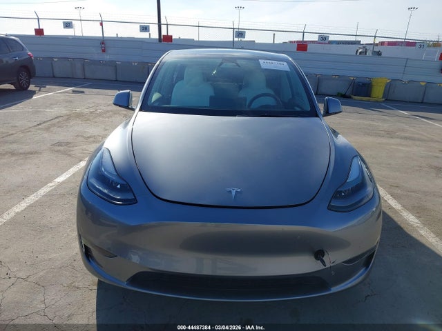 7SAYGDED9SF311676 Tesla Model Y Long Range Dual Motor Rear-wheel Drive