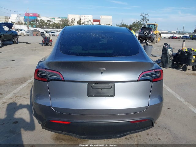 7SAYGDED9SF311676 Tesla Model Y Long Range Dual Motor Rear-wheel Drive