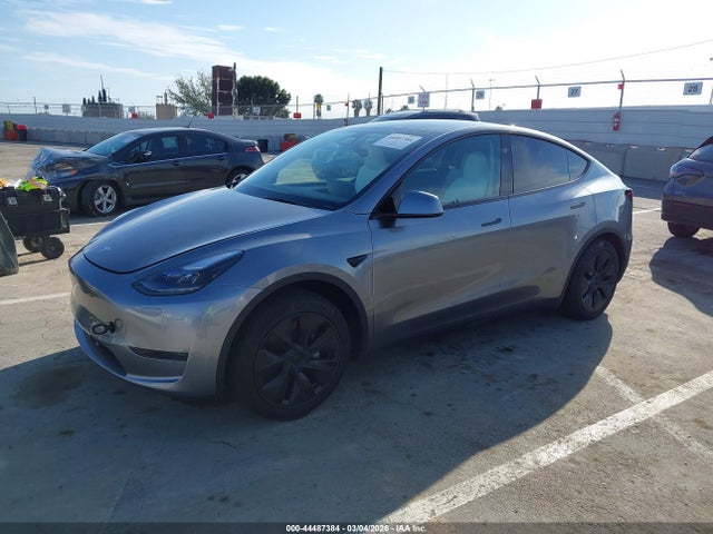 7SAYGDED9SF311676 Tesla Model Y Long Range Dual Motor Rear-wheel Drive