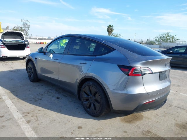 7SAYGDED9SF311676 Tesla Model Y Long Range Dual Motor Rear-wheel Drive