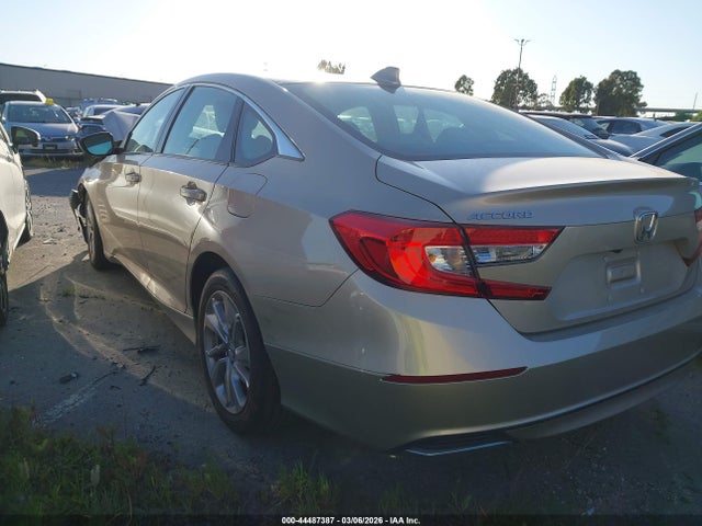 1HGCV1F1XKA084699 Honda ACCORD LX