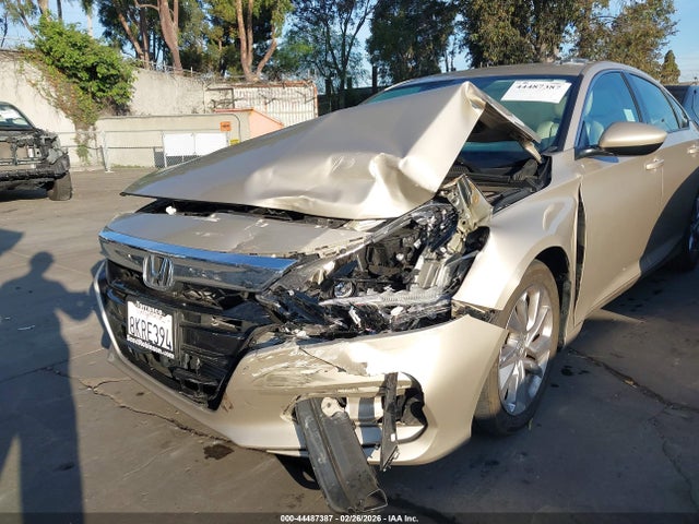 1HGCV1F1XKA084699 Honda ACCORD LX