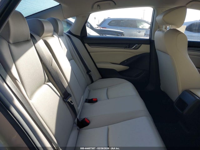1HGCV1F1XKA084699 Honda ACCORD LX