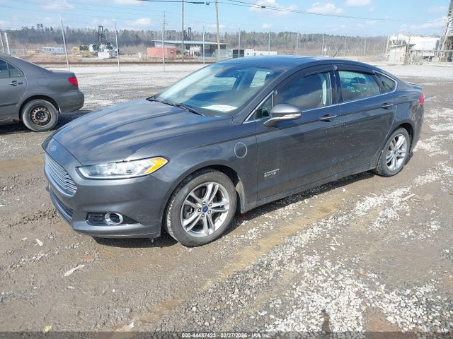 Ford Fusion Energi Titanium 2015 3FA6P0SU9FR219429 Image 2