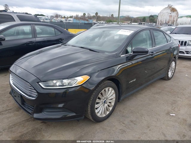 Ford Fusion Hybrid S 2014 3FA6P0UU6ER200428 Image 2