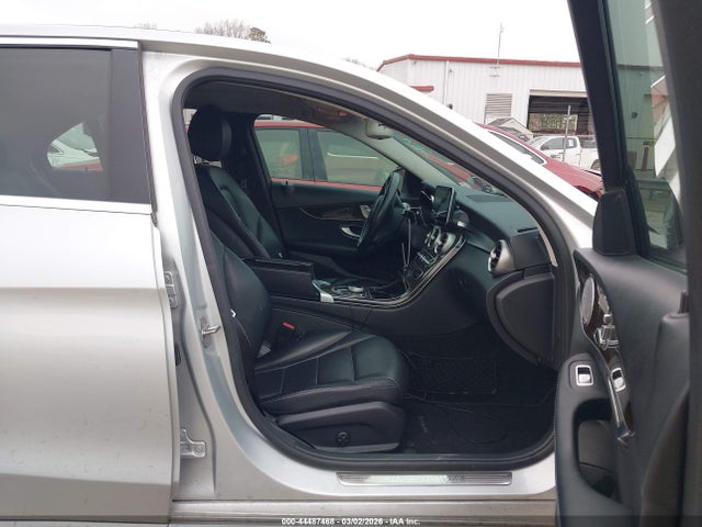 Aukcja sprzedaży 2018 Mercedes-benz C 300 4matic, vin: 55SWF4KB3JU252146, numer aukcji: 44487468