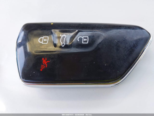 2023 VOLKSWAGEN ID.4 1V2BMPE86PC054057 Photo 10