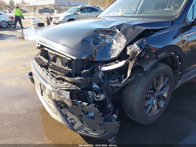 44487503 :رقم المزاد ، 3VV2B7AX6NM025515 vin ، 2022 Volkswagen Tiguan 2.0t Se مزاد بيع