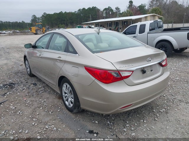 2011 HYUNDAI SONATA 5NPEB4AC7BH077244 Photo 2