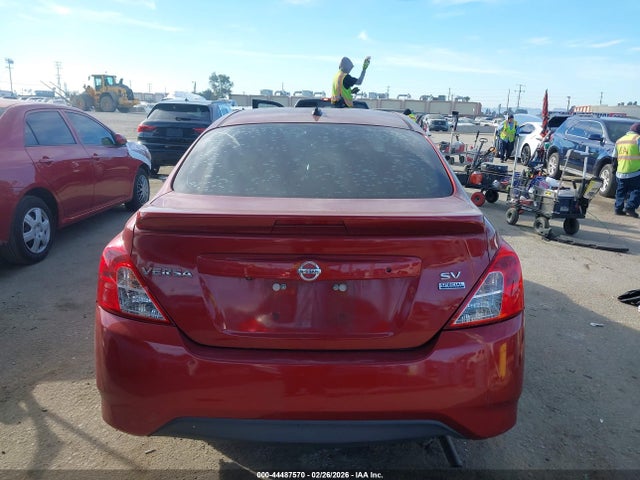44487570 :رقم المزاد ، 3N1CN7APXKL868924 vin ، 2019 Nissan Versa 1.6 Sv مزاد بيع