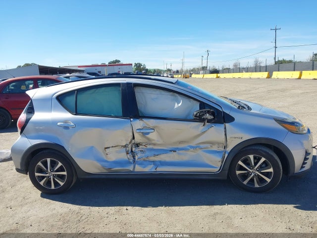 Toyota Prius C One 2018 JTDKDTB35J1601907 Image 13