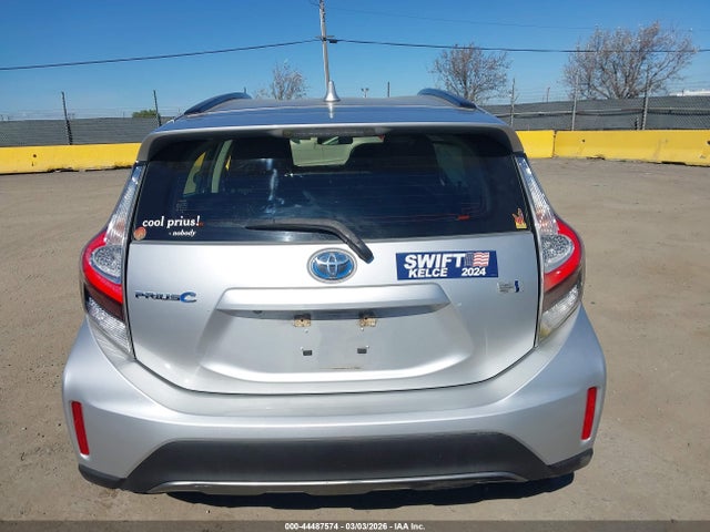 Toyota Prius C One 2018 JTDKDTB35J1601907 Image 16