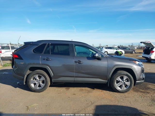 Toyota Rav4 Xle 2022 2T3P1RFV6NC303775 Image 13