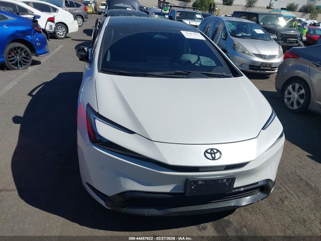 JTDACAAU6T3071757 Toyota Prius Nightshade