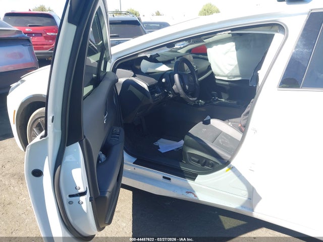 JTDACAAU6T3071757 Toyota Prius Nightshade