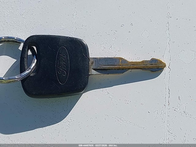 2005 FORD FOCUS 3FAFP31N55R111951 Photo 10