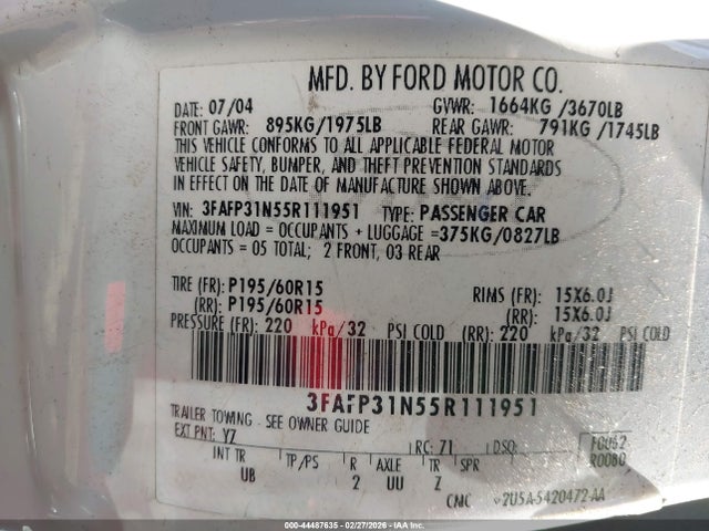 2005 FORD FOCUS 3FAFP31N55R111951 Photo 8