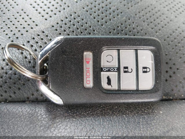 2021 HONDA PASSPORT 5FNYF7H58MB004900 Photo 10