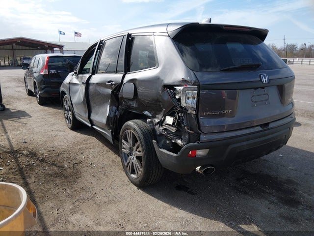2021 HONDA PASSPORT 5FNYF7H58MB004900 Photo 2