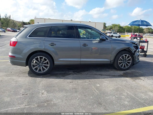 44487668 :رقم المزاد ، WA1LABF71HD009721 vin ، 2017 Audi Q7 3.0t Premium مزاد بيع
