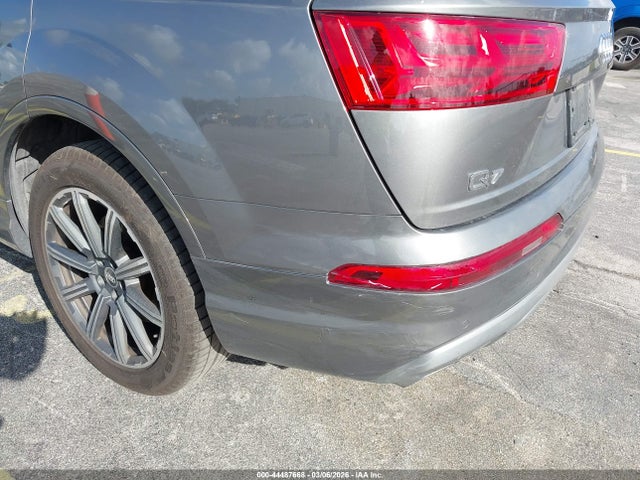 44487668 :رقم المزاد ، WA1LABF71HD009721 vin ، 2017 Audi Q7 3.0t Premium مزاد بيع