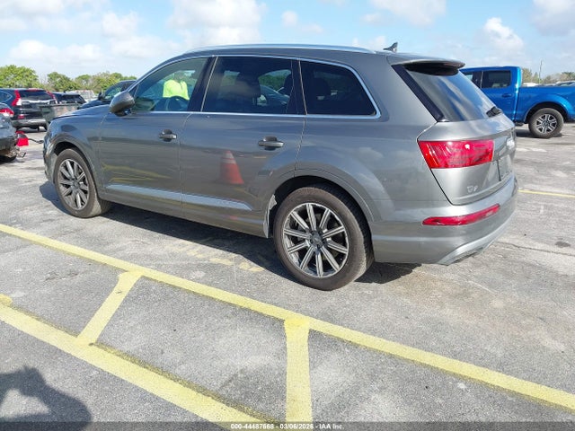 2017 AUDI Q7 WA1LABF71HD009721 Photo 2