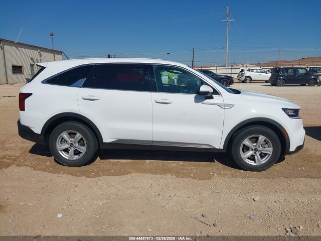 2022 Kia Sorento Lx მანქანა იყიდება აუქციონზე, vin: 5XYRG4LC1NG133898, აუქციონის ნომერი: 44487673