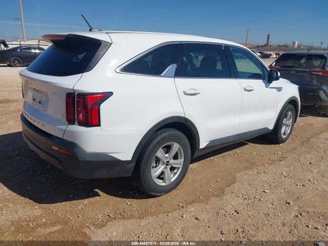 2022 Kia Sorento Lx მანქანა იყიდება აუქციონზე, vin: 5XYRG4LC1NG133898, აუქციონის ნომერი: 44487673